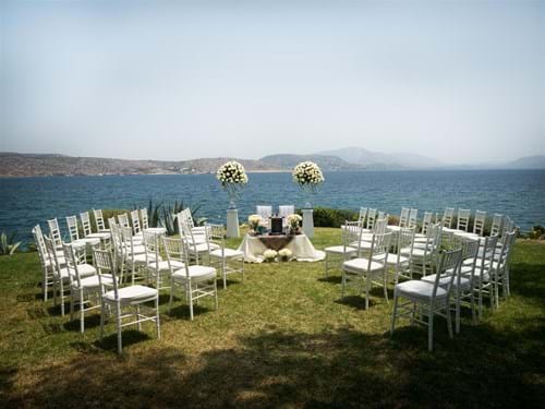 Image 26 of Iranian Chic White Wedding in Athens