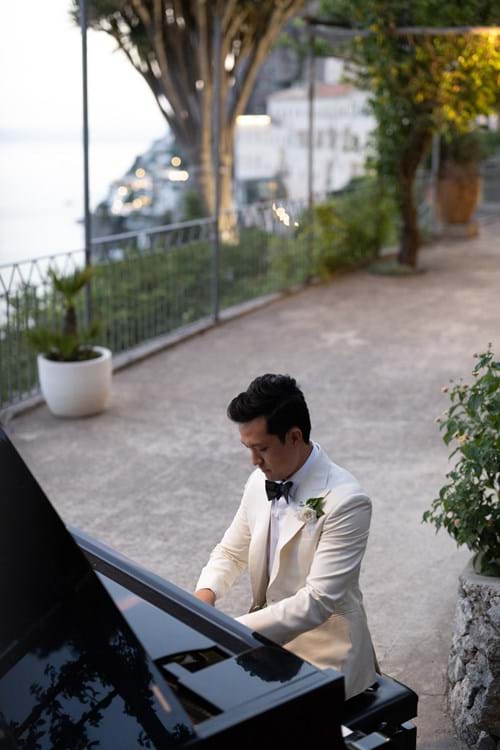 Image 7 of Refined Coastal Wedding in Amalfi