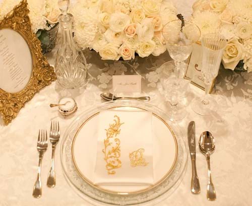 Image 10 of Luxury White & Gold Wedding Style