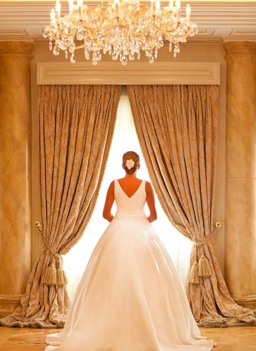 Image 2 of Luxury White & Gold Wedding Style
