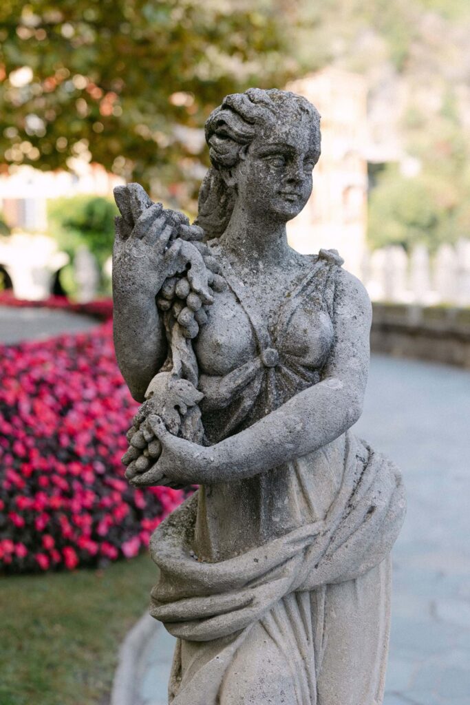 Villa Balbiano Colorful Wedding