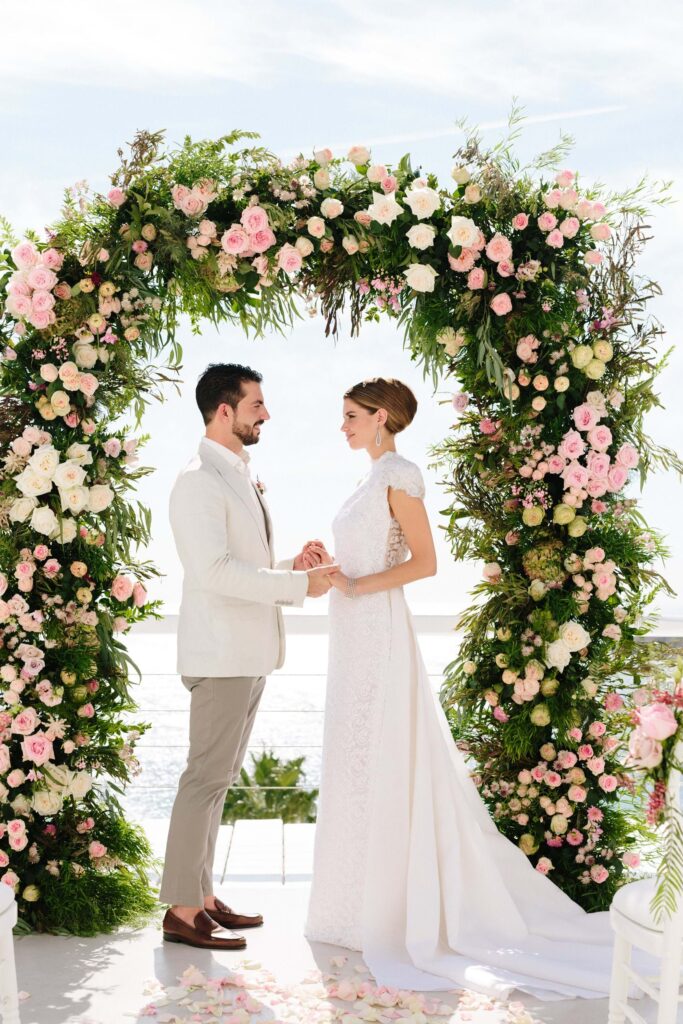 Elegant Luxury Wedding In Mykonos