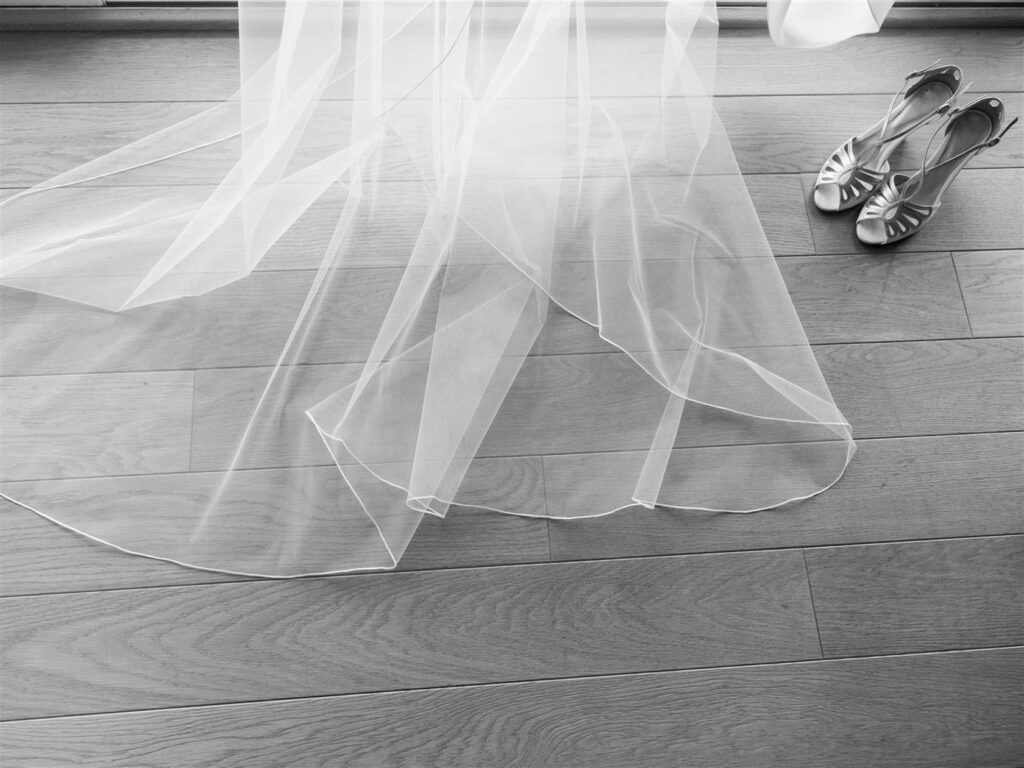 Iranian Chic White Wedding in Athens