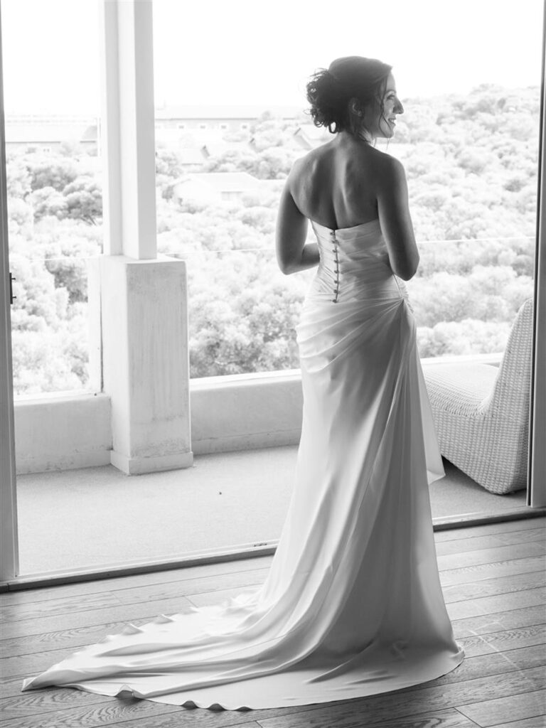 Iranian Chic White Wedding in Athens