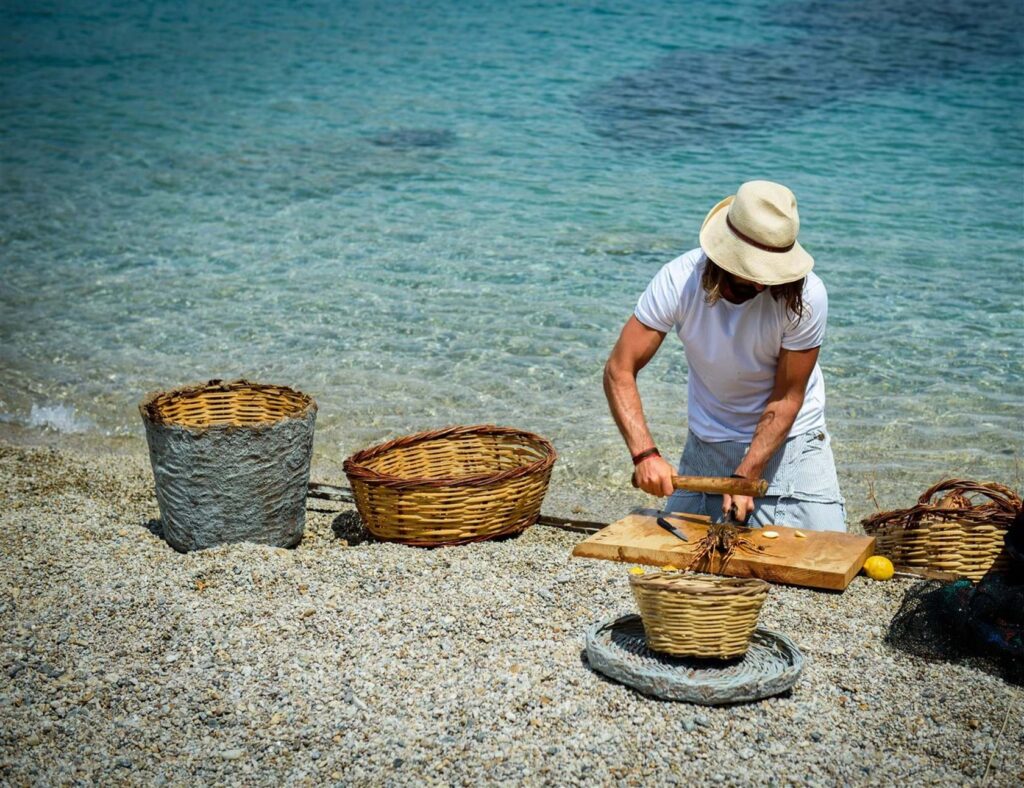 Rhinia Beach BBQ In Mykonos