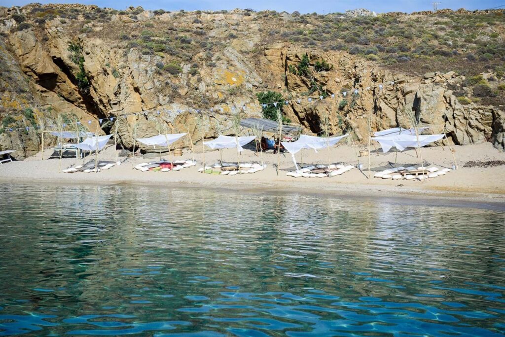 Rhinia Beach BBQ In Mykonos