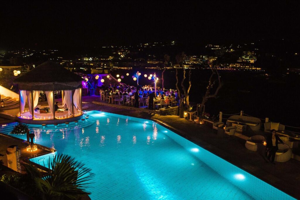 Glamorous Wedding In Mykonos