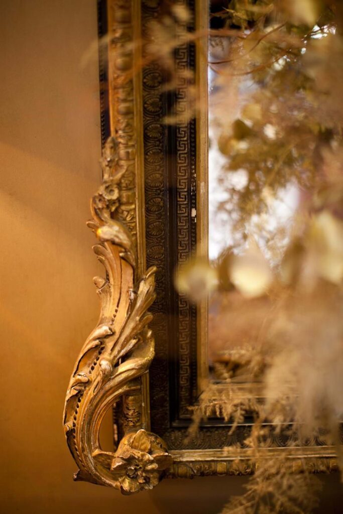 Luxury White & Gold Wedding Style