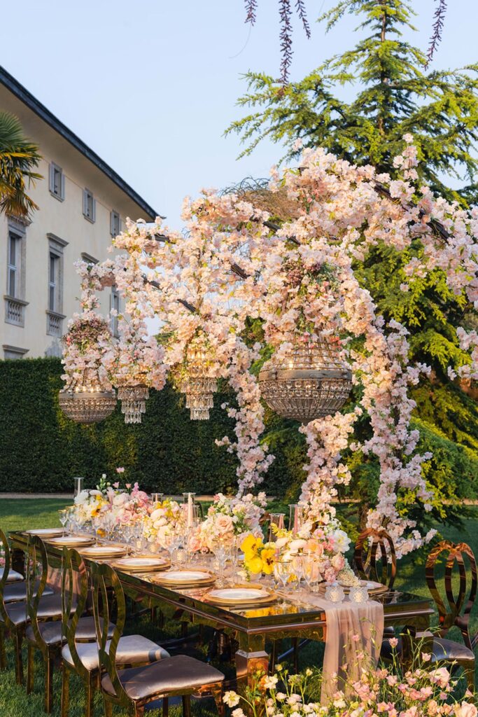 Villa Balbiano Wedding in Pink