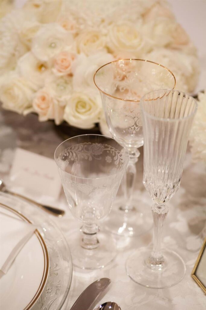Luxury White & Gold Wedding Style