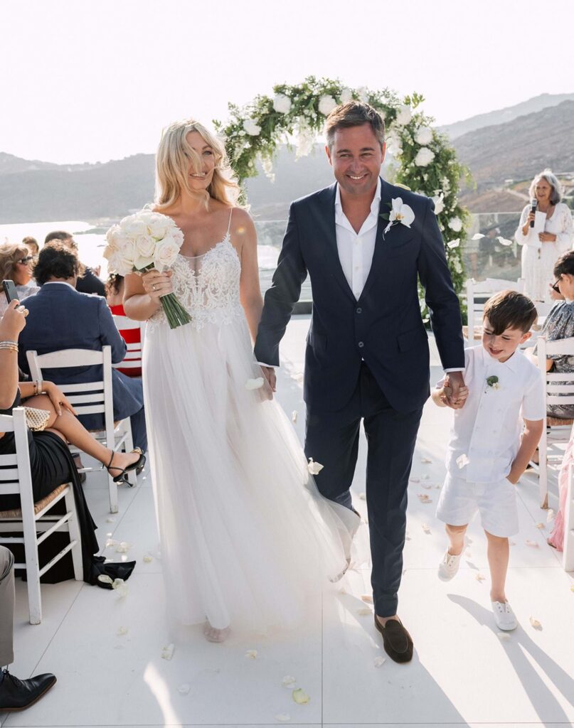 White Luxury Wedding in Mykonos