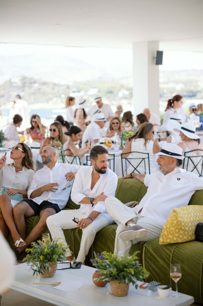 Mythic Glam Wedding in Athens Riviera