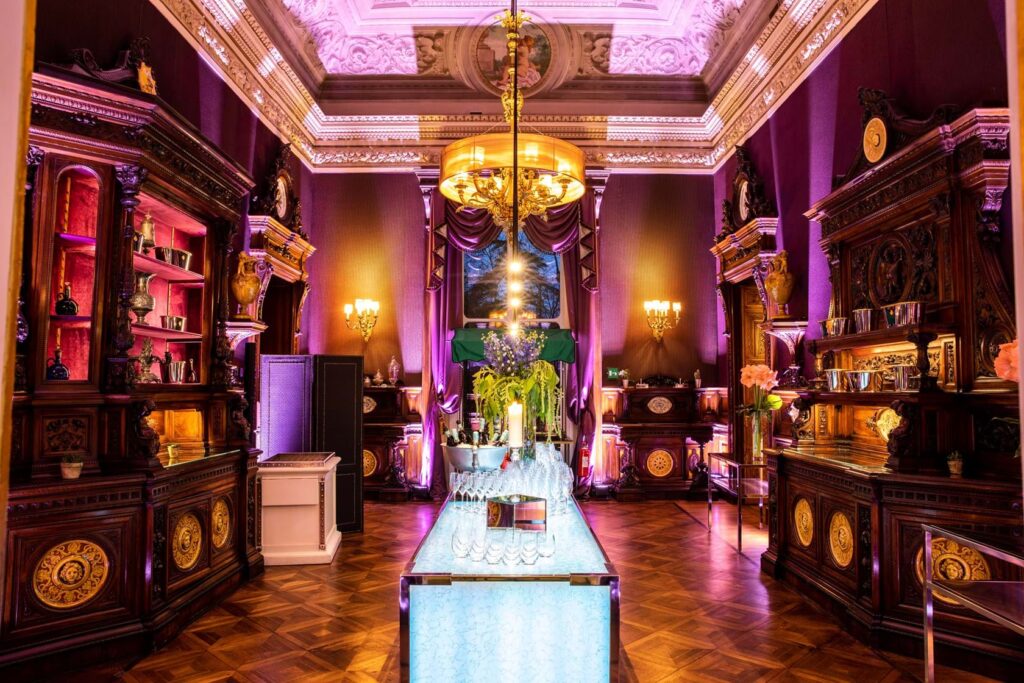 Reception at Villa Cora in Florence