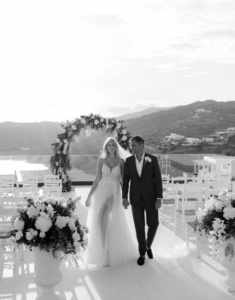 White Luxury Wedding in Mykonos