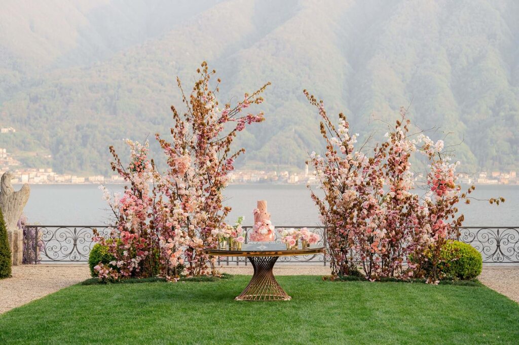 Villa Balbiano Wedding in Pink