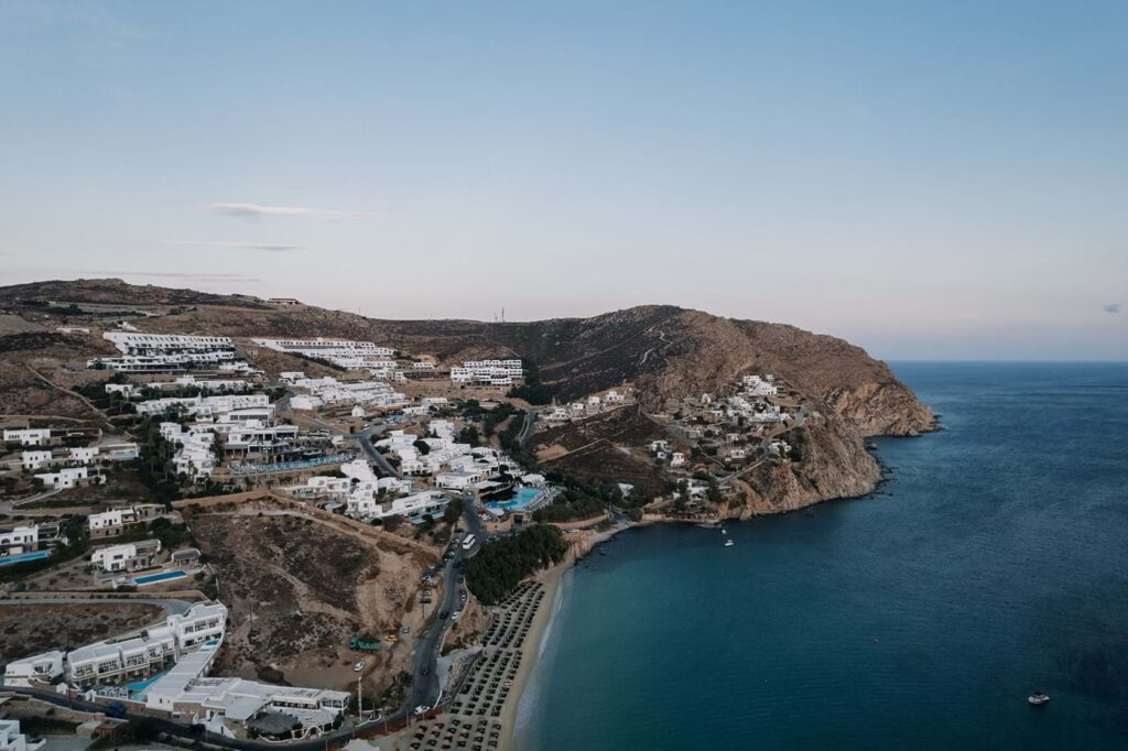 White Luxury Wedding in Mykonos
