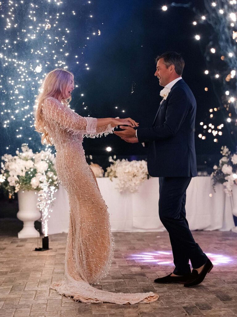 White Luxury Wedding in Mykonos