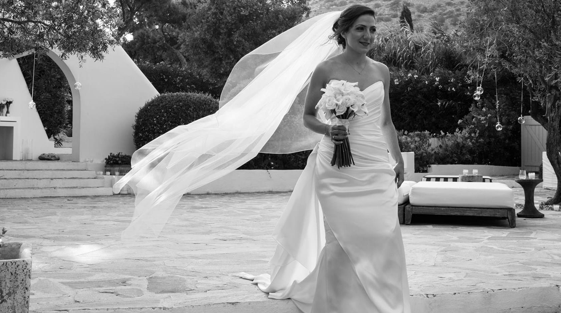 IRANIAN CHIC WHITE WEDDING IN ATHENS