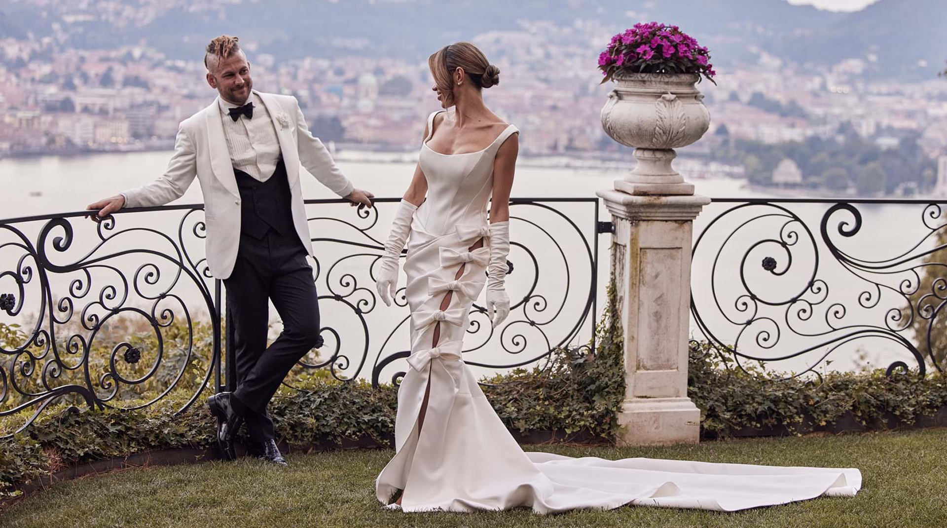 LAKE COMO WEDDING IN BLUE