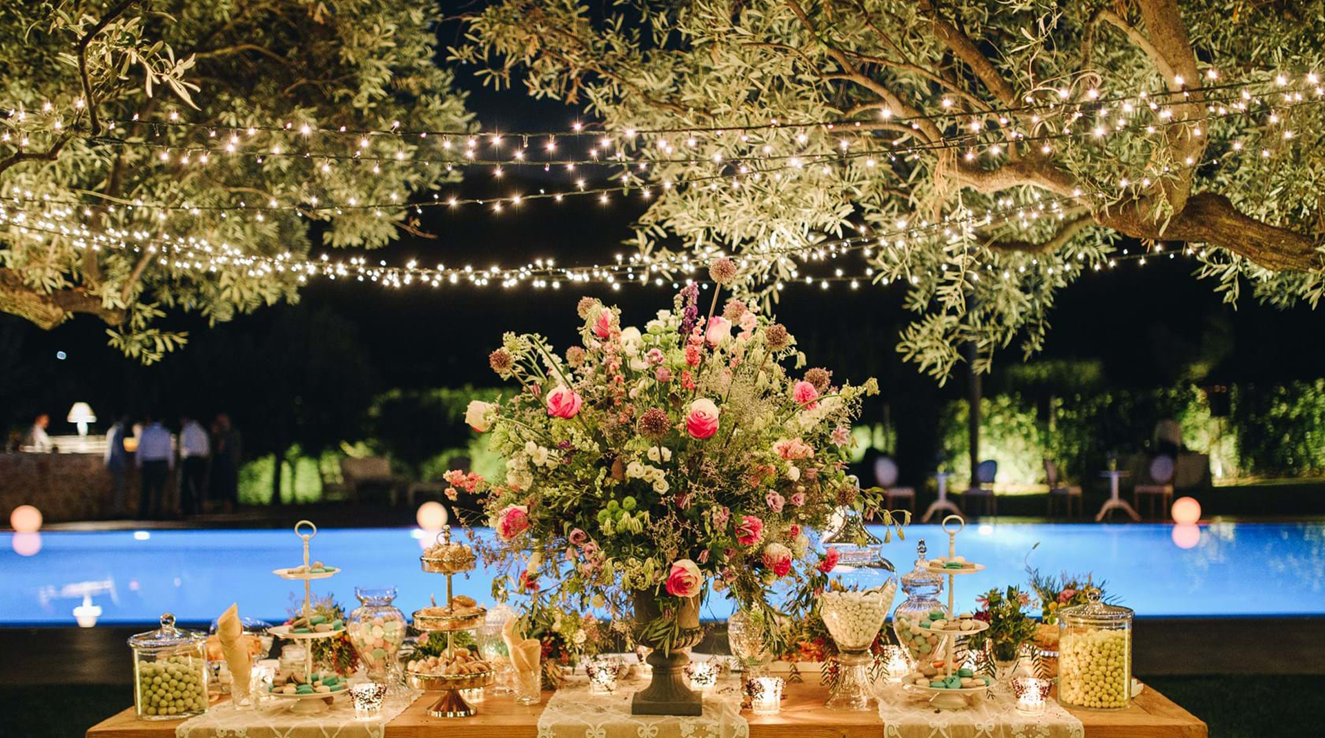 LAVENDER SPRING WEDDING IN ATHENS