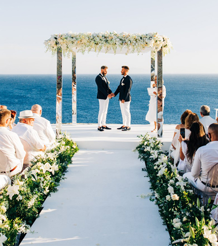 MODERN CLASSIC WEDDING IN MYKONOS