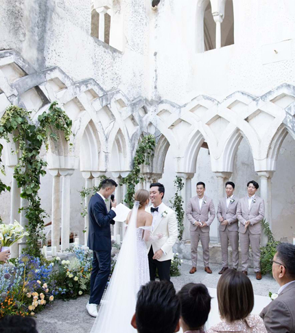 REFINED COASTAL WEDDING IN AMALFI