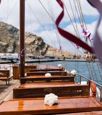 SANTORINI SUMMER YACHT PARTY