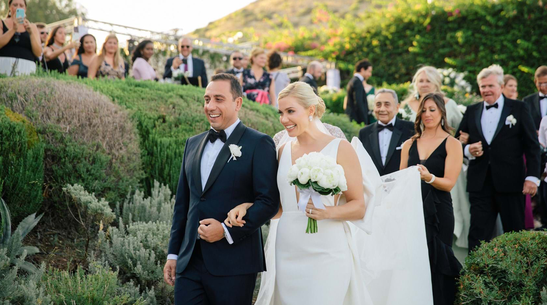 WHITE & GOLD WEDDING IN ATHENS RIVIERA