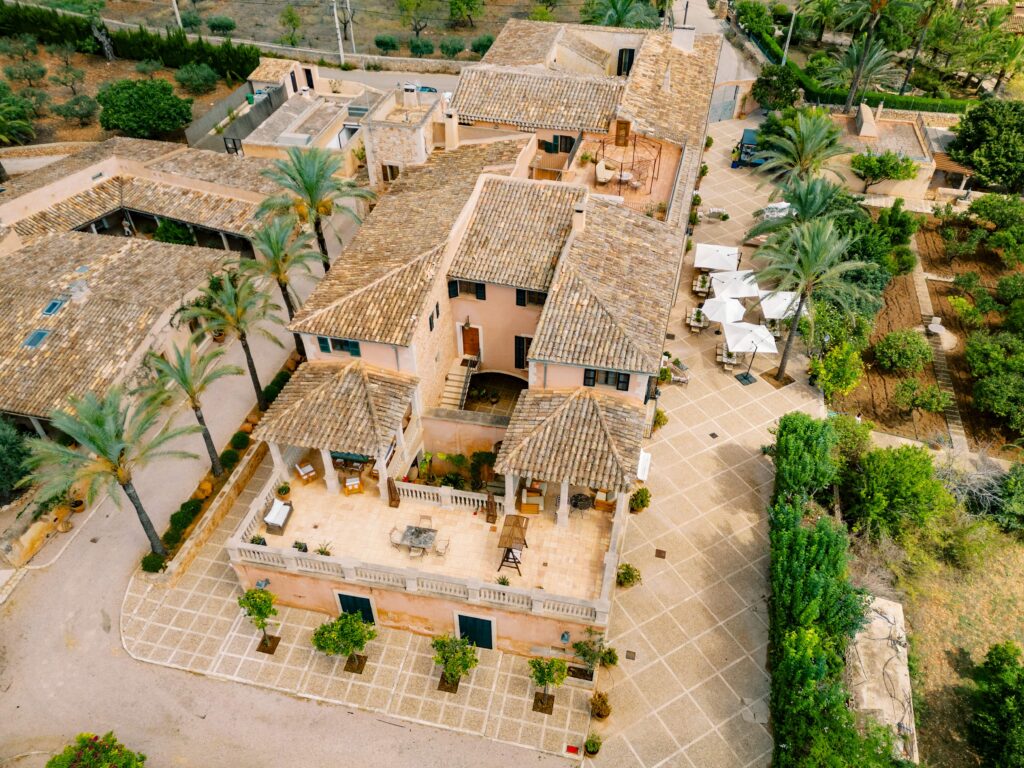 The Rellic Villa