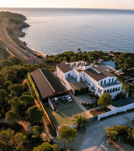 MASIA CASA DEL MAR, BARCELONA