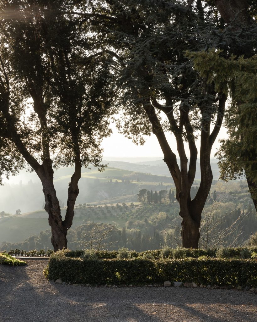 Mitheo Events- Italian Venues-Castelfalfi-Tuscany24