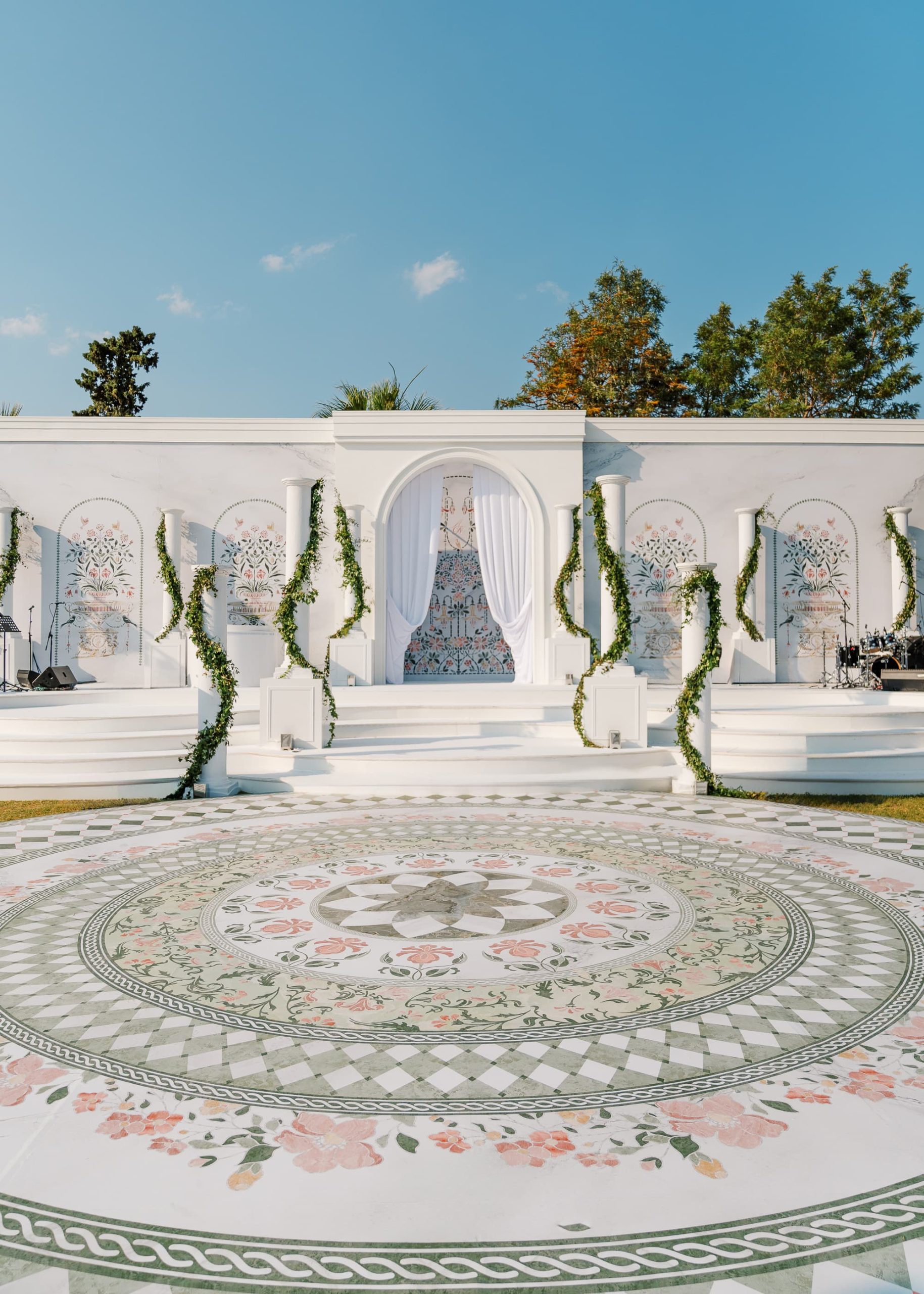 A Breathtaking Destination Wedding on the Athenian Riviera 